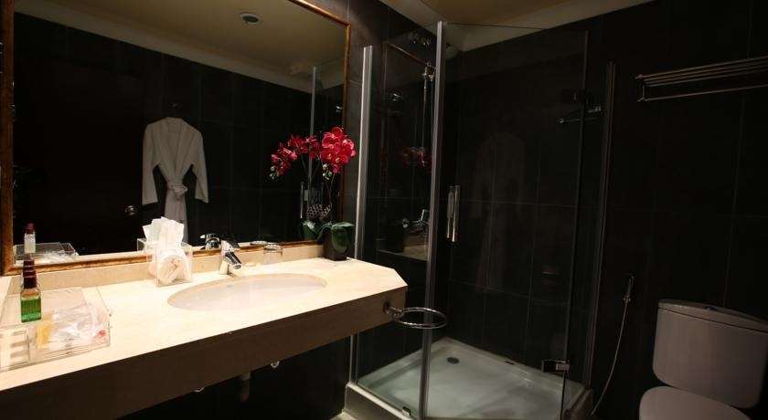 Mikhael'S Hotel Браззавиль Номер фото
